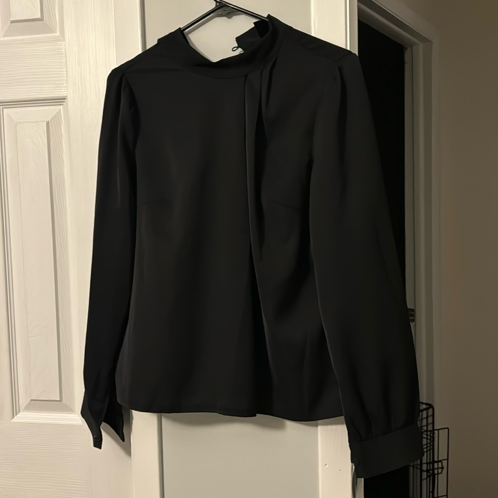 SHEIN Size Medium US 6 black blouse
